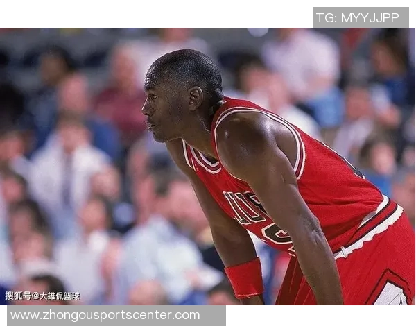 墨菲近期表现惊艳场均266分7板5助投篮命中率高达573 墨菲近期表现惊艳场均266分7板5助投篮命中率高达573